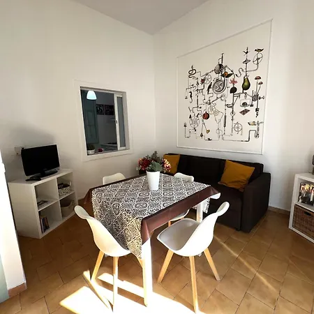 Willkommen In Einem Private Garden Bari